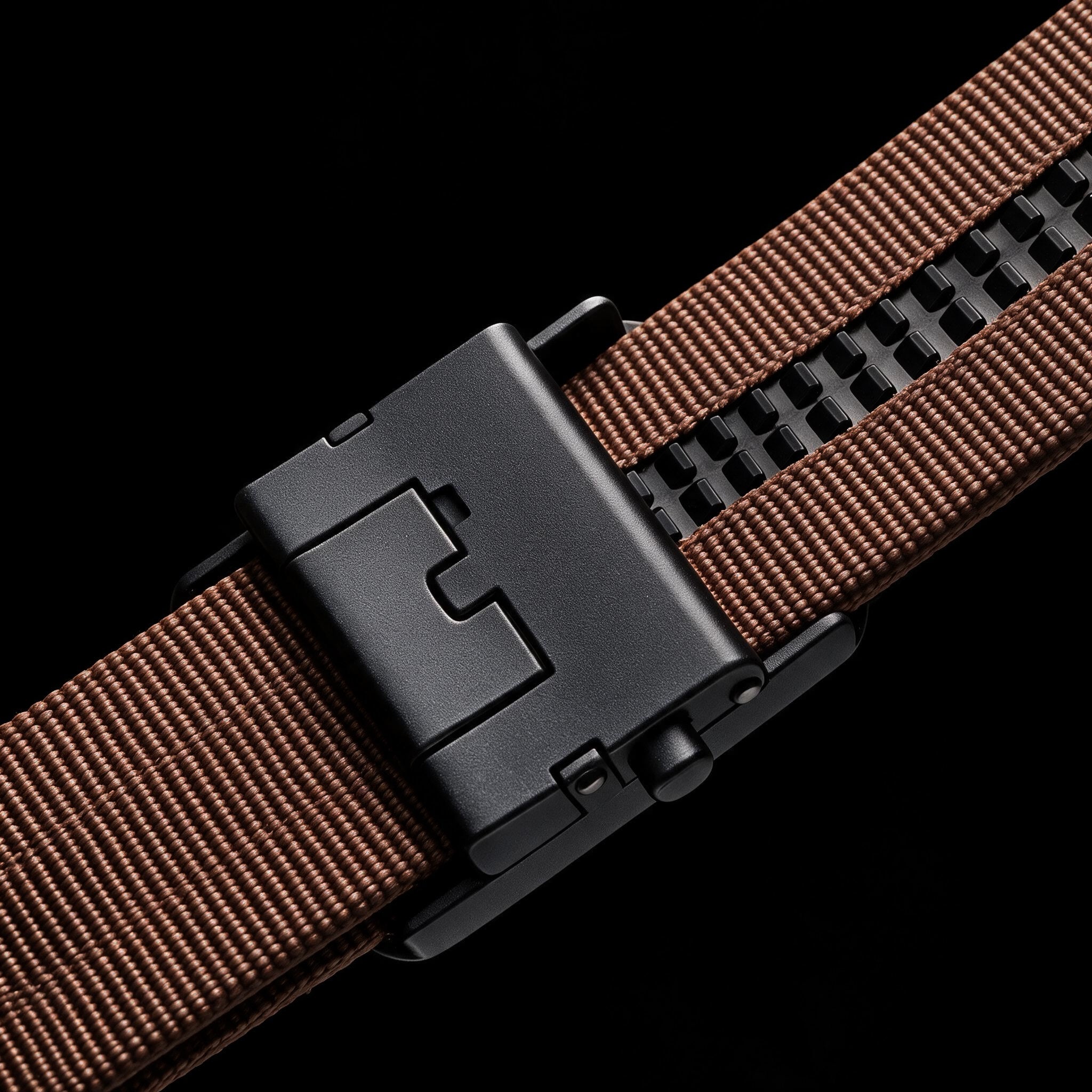 THE OUTDOOR BELT - MARRÓN
